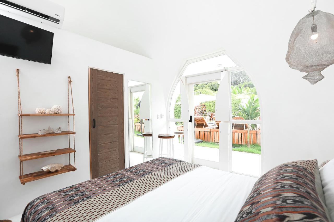 מנואל אנטוניו Igloo Beach Lodge מראה חיצוני תמונה